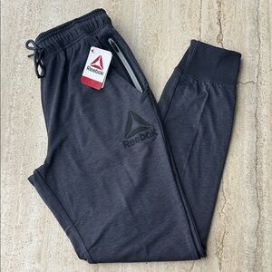 NEW 🆕 Reebok Men’s Charcoal Jogger size S